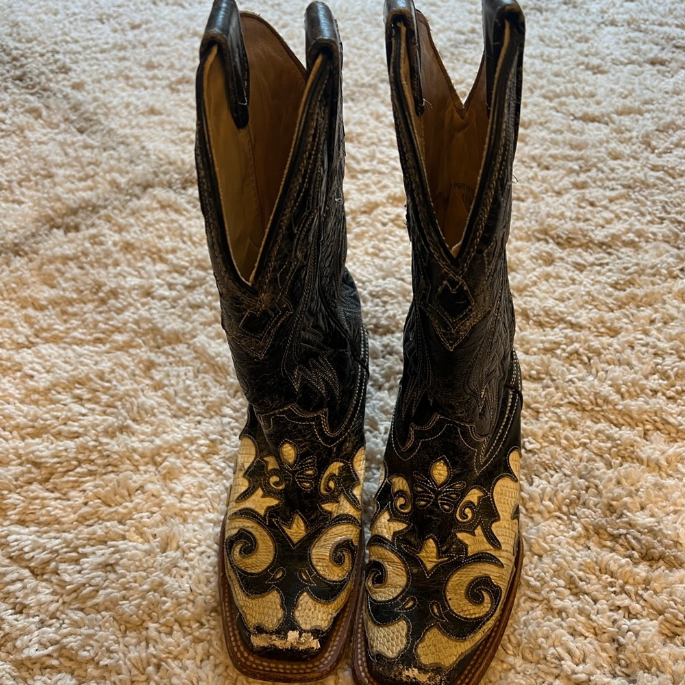 Corral Boots